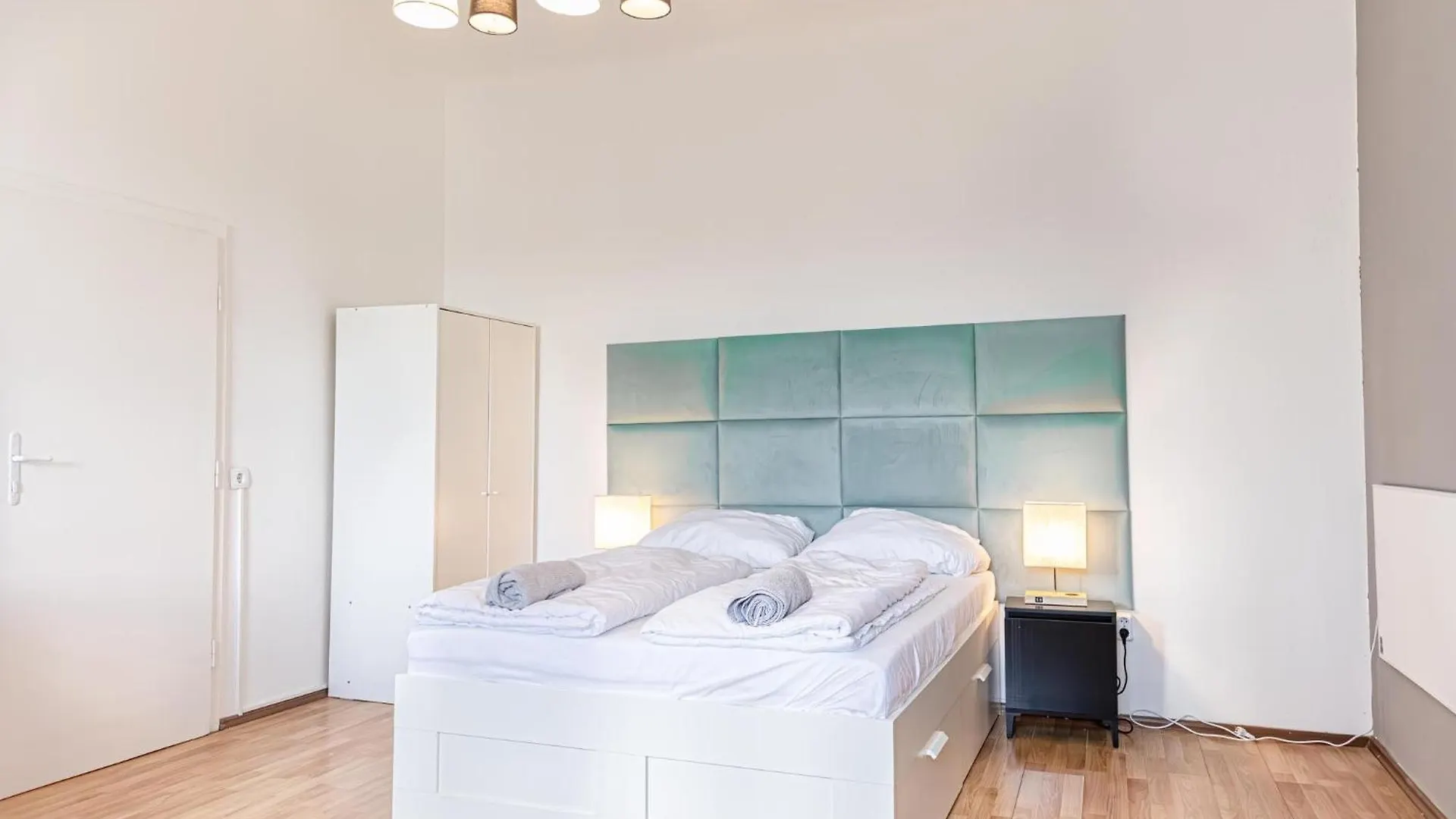 Appartement Lovely 1Br Apt U3 Proximity & Danube Canal, 3Rd District Wenen