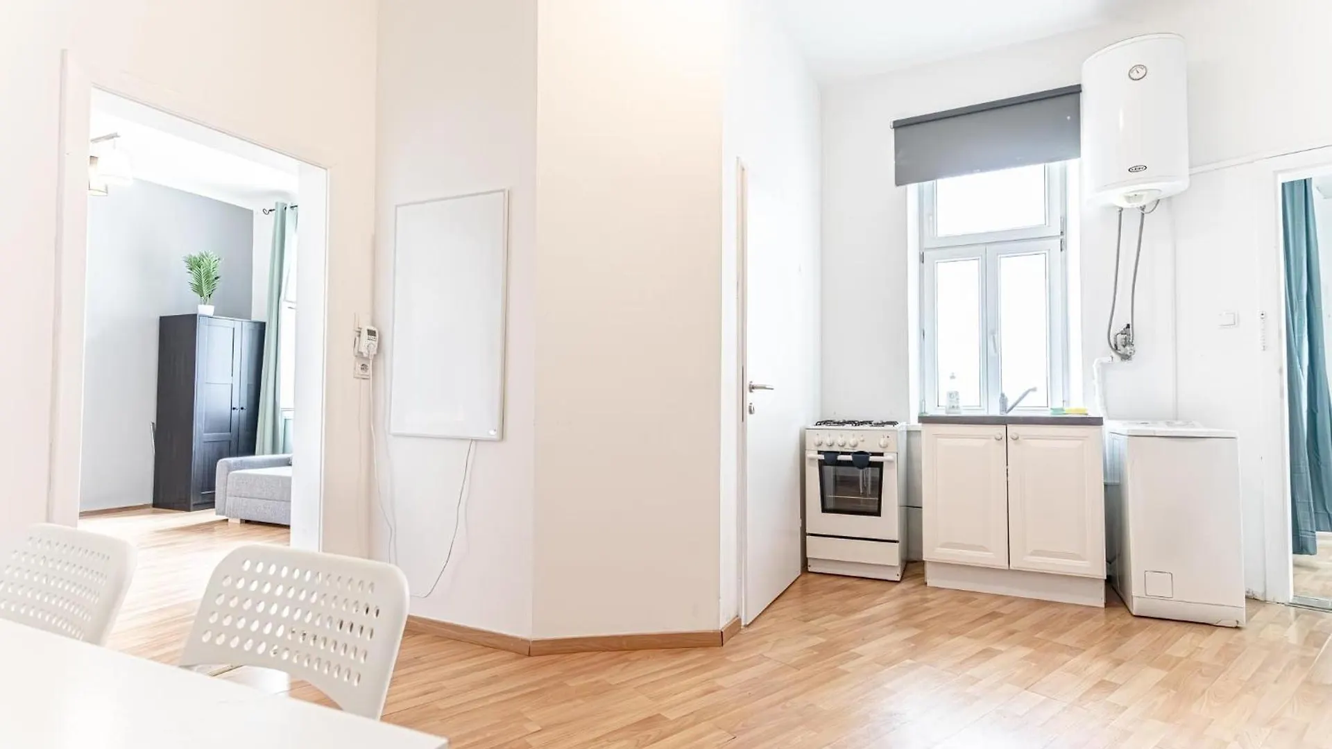 Appartement Lovely 1Br Apt U3 Proximity & Danube Canal, 3Rd District Wenen Oostenrijk